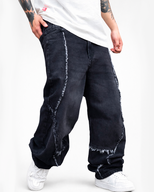 Jeans Baggy Negro Desgastado con Costuras Raw