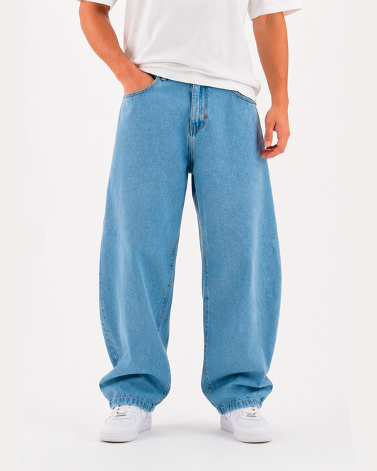 Jean Oversize Barrel Azul Claro