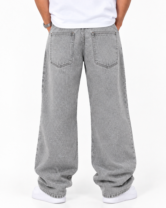 Jean Baggy Gris Perla con Cruz en Pedrería