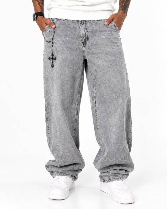 Jean Baggy Gris Claro Cruz Bordada con Ojales