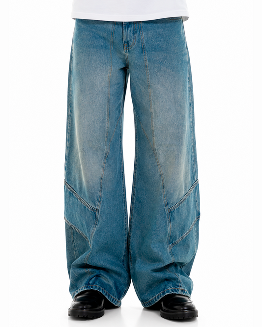 Jean Oversize Azul Claro Costuras Curvas