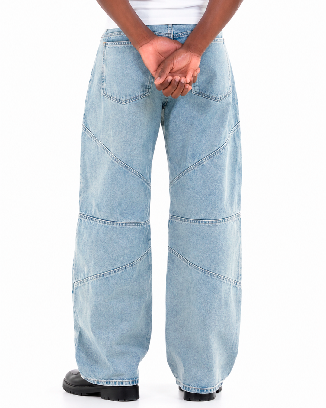 Jean Oversize Costuras Curvas Azul Claro