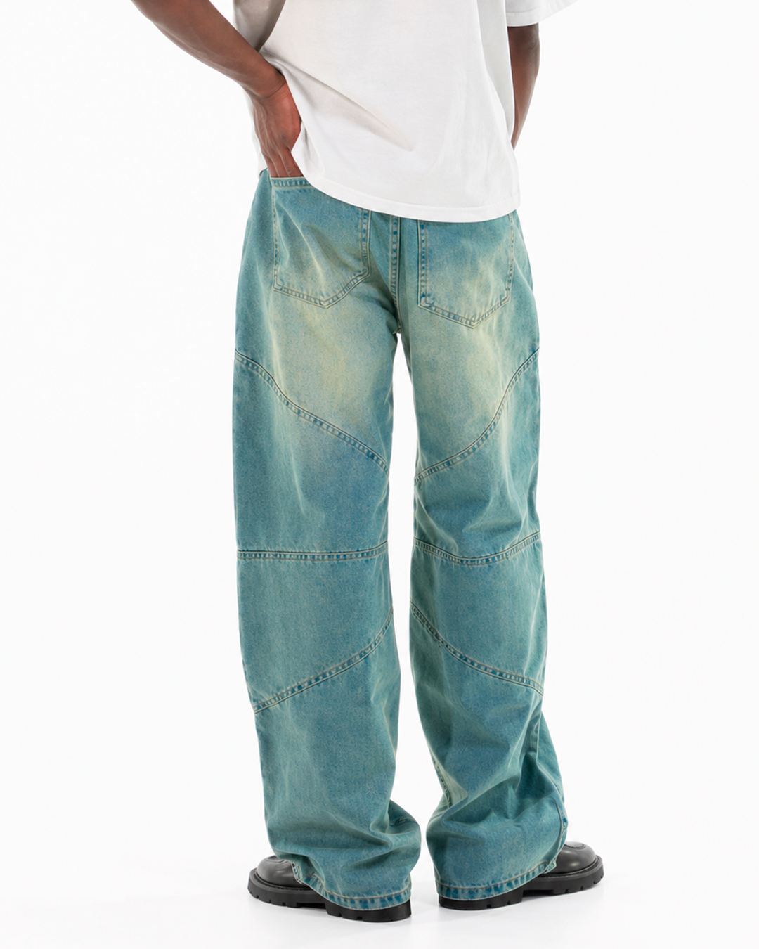 Jean Oversize Azul Claro Verdoso Costuras Curvas